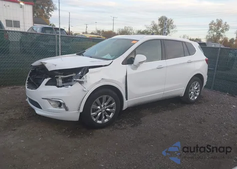 2018 Buick Envision Essence z USA, uszkodzony, nr VIN LRBFX1SAXJD081227